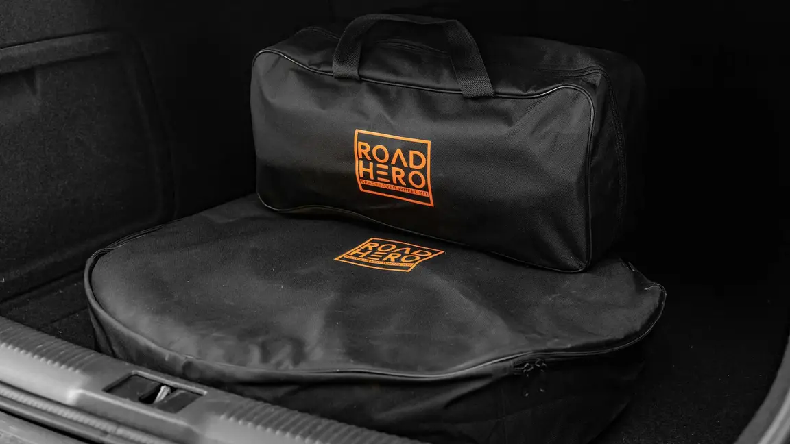 Road hero spare wheel and kit